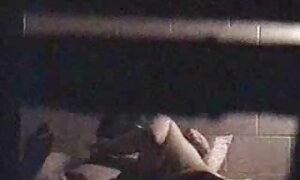 پسر مادر روسی واژن را واضح می داستان کیرکون کند و آن را با اسپرم پر می کند