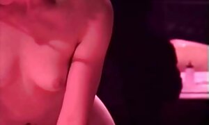 پاره گالری کون و کوس شدن بلوند بالغ با خروس بزرگ در توالت